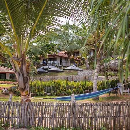 Omia Hotel Tangalle Bagian luar foto