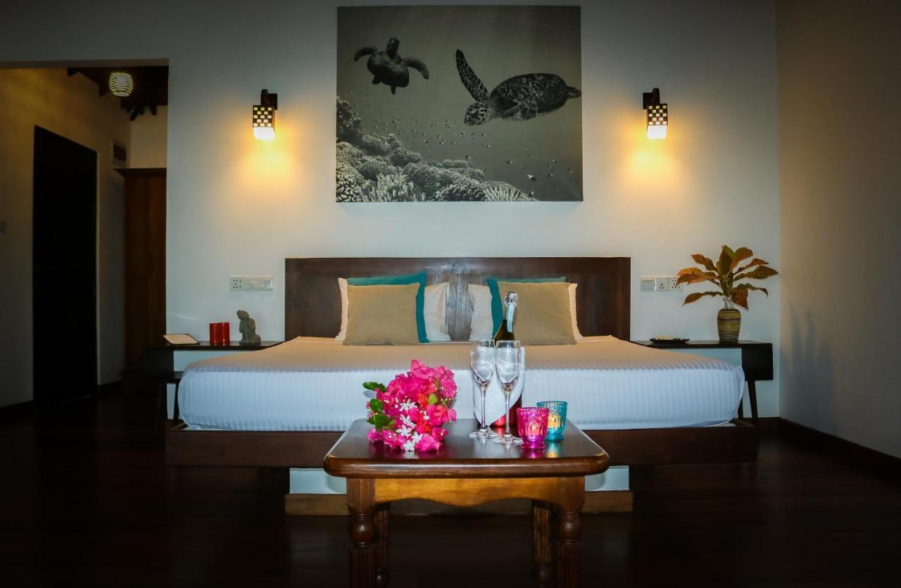Omia Hotel Tangalle Bagian luar foto